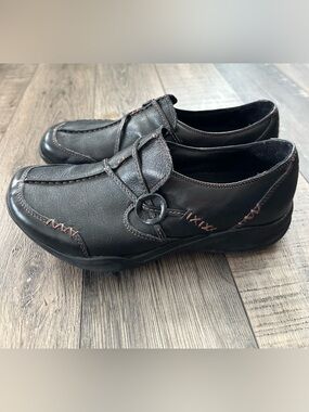 New! CLARKS Wave Walk Run Shoes Women’s (7.5~N) Black Leather Comfort Loafers